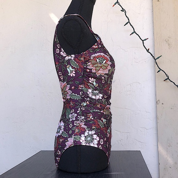 NWT Anne Cole One-Piece Swimsuit in Floral Print - Picture 6 of 12